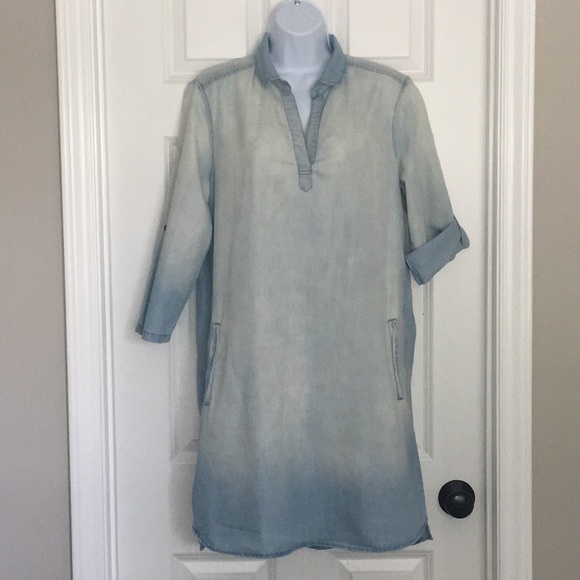 Dresses & Skirts - Denim dress